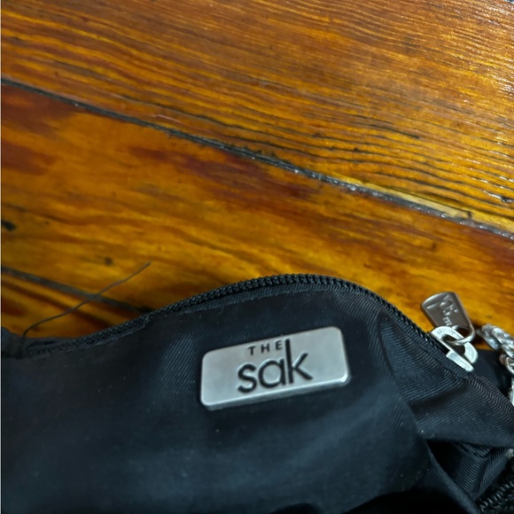 Le Sak Crochet Cross Body Bag - Picture 3 of 3